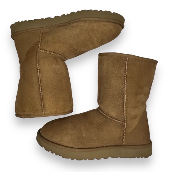 UGG Classic Short II Boots Chestnut 12 - Picture 7 of 13